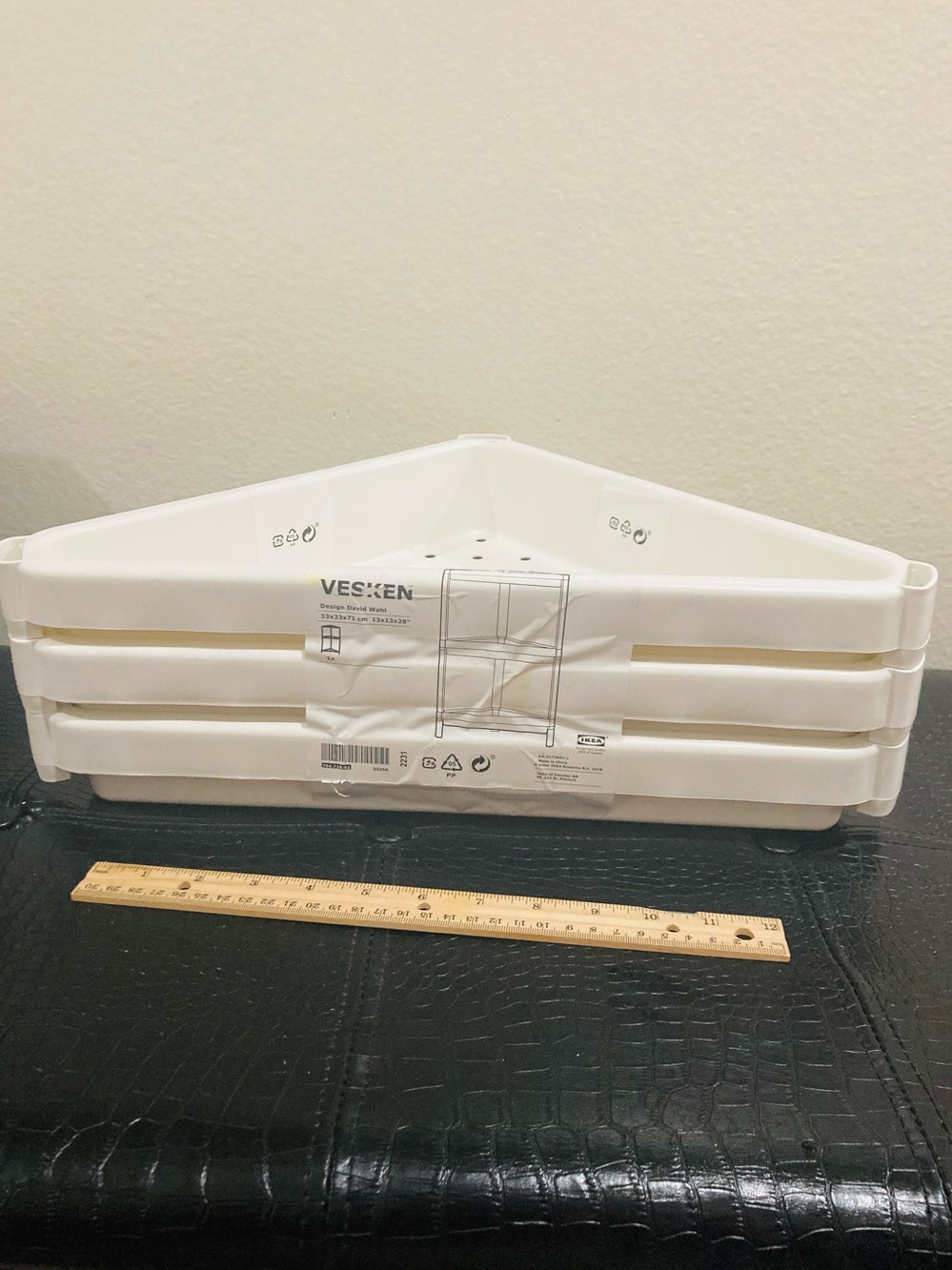 NWT IKEA VESKEN Corner Shelves 13” x 13” x 28”